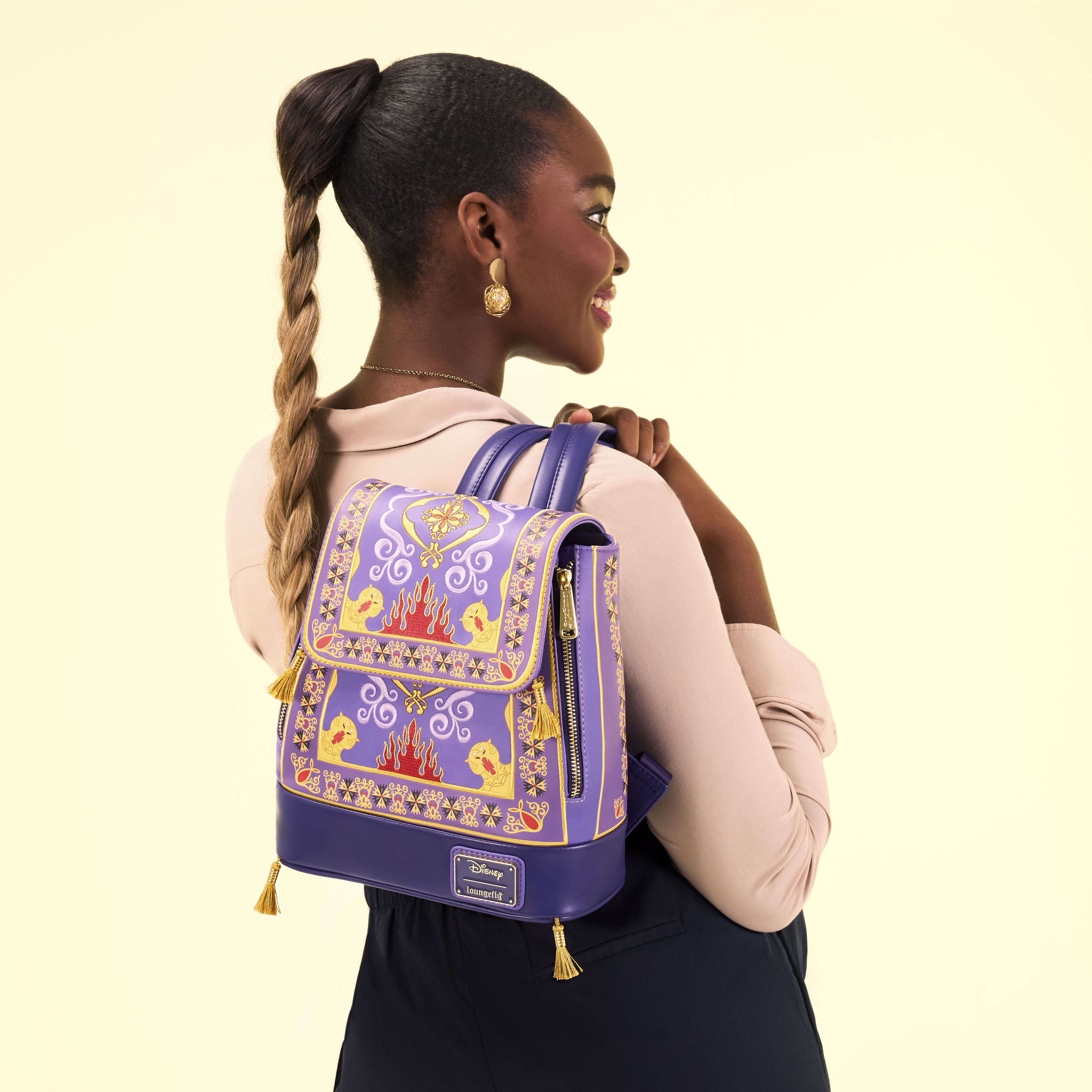 Aladdin Exclusive Magic Carpet Drawstring Mini Backpack - Image 2