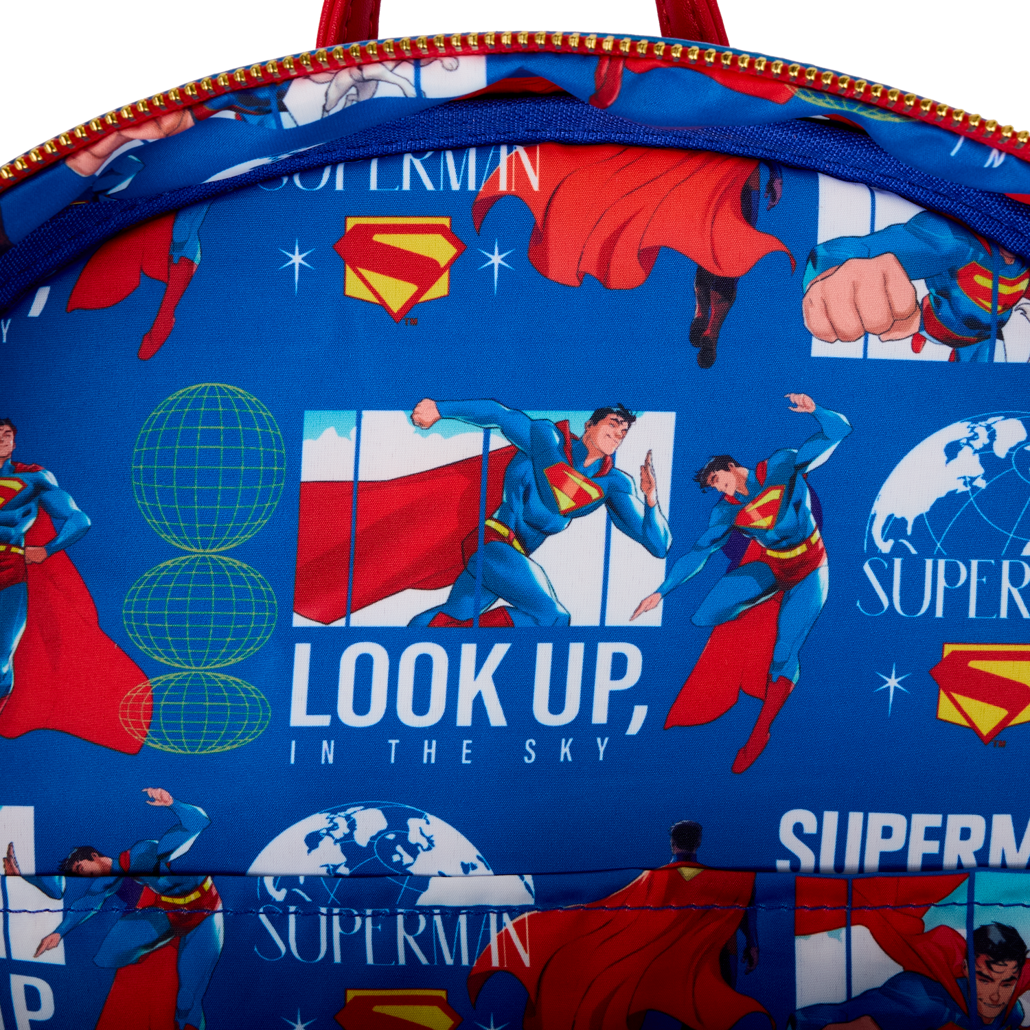 Superman Light Up Glow Full-Size Backpack - Image 8