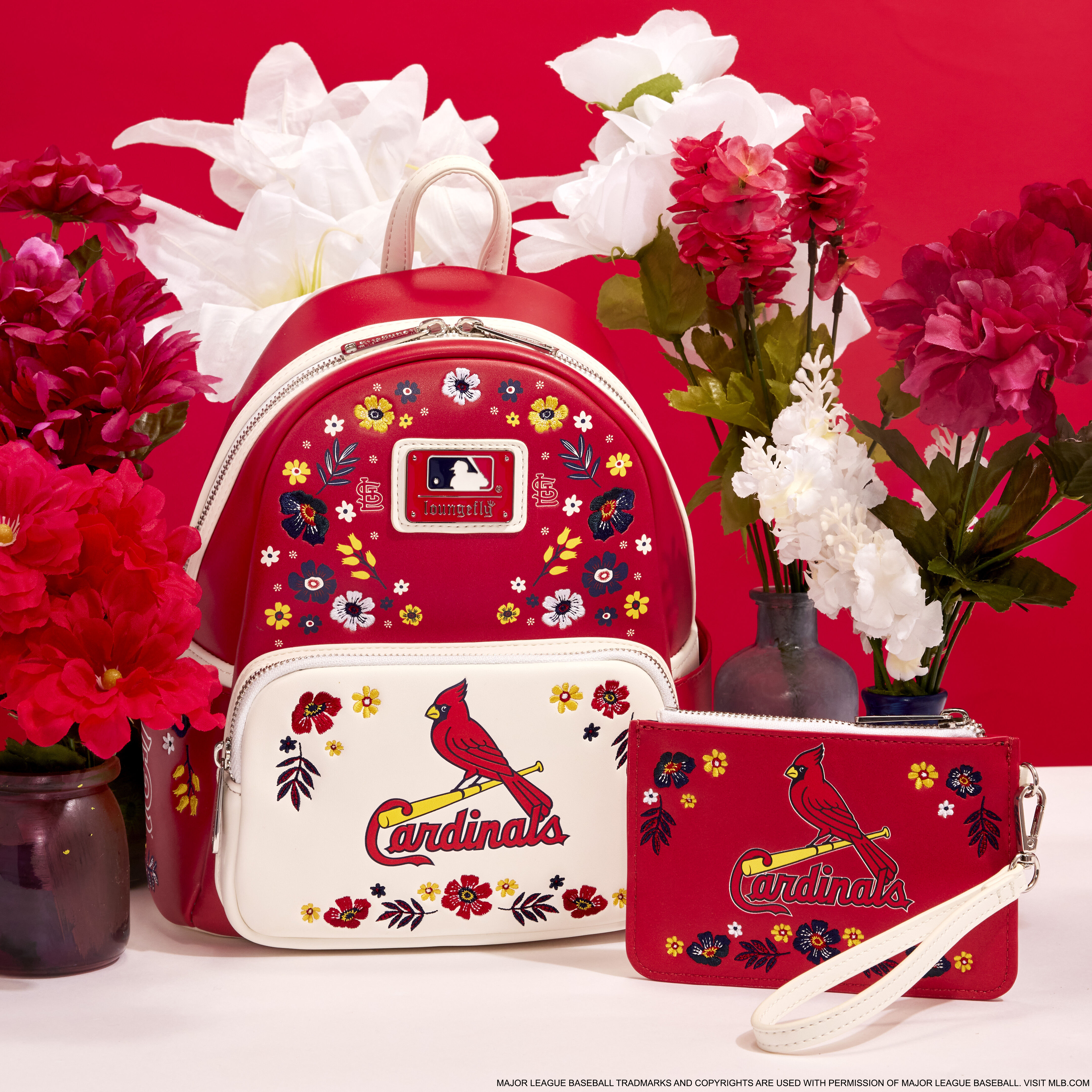 MLB St. Louis Cardinals Floral Card Holder Wristlet Clutch - Image 3