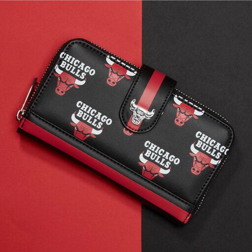 NBA Chicago Bulls Logo Zip Around Wallet - Image 2